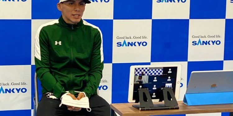 CON EL ÁNIMO POR LAS NUBES EL EX CAMPEÓN DEL MUNDO, PARA ENFRENTAR AL JAPONÉS KAZUTO IOKA