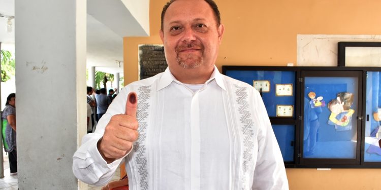 EL ALCALDE JOSÉ ESQUIVEL “CHACMEX” UN MAL ADMINISTRADOR, DEJA UN CAOS EN LAS FINANZAS Y DEUDAS FISCALES QUE ASFIXIAN