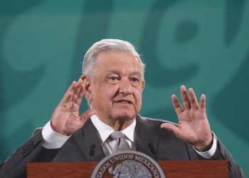 AMLO PIDE A LA FGR TRANSPARENTAR CASO CONTRA ANAYA