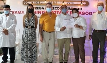 ENTREGA ISSET PREMIOS Y RECONOCIMIENTOS A TRABAJADORES DESTACADOS
