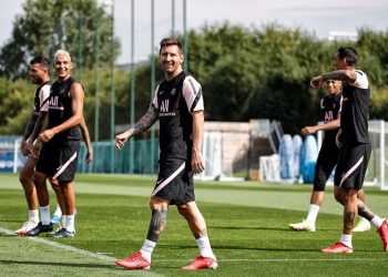 MESSI PARTICIPA EN SU PRIMER ENTRENAMIENTO CON EL PSG
