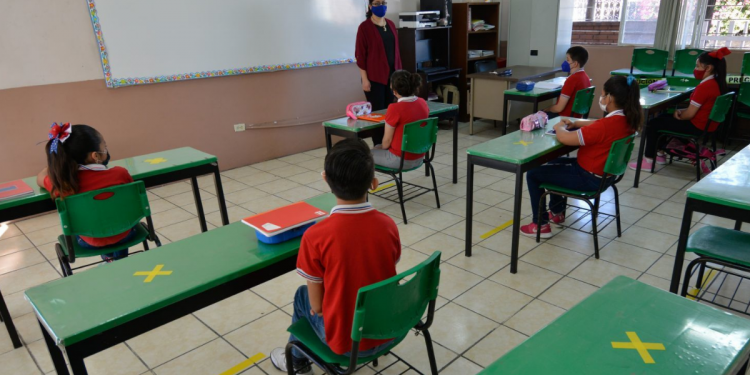 INSTALAN SEP, SIPINNA Y ORGANIZACIONES CIVILES COMISIÓN PARA EL REGRESO A CLASES PRESENCIALES