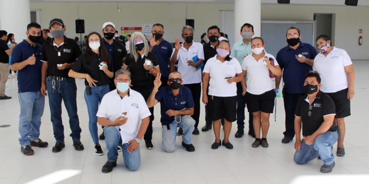 CON COMPROMISO RENOVADO, CELEBRA LA UNIVERSIDAD DEL CARIBE SU XXI ANIVERSARIO