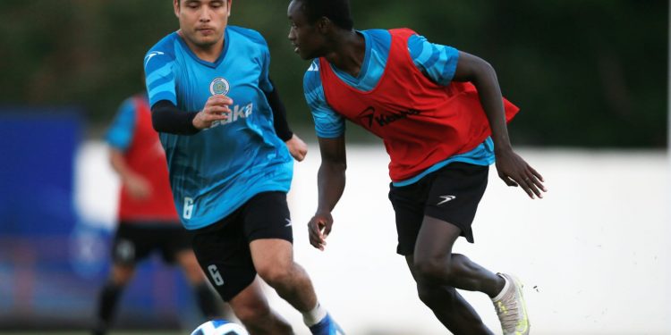 JUNIOR MOREIRA, REFUERZO AFRICANO, LLEGA A CANCÚN FC.