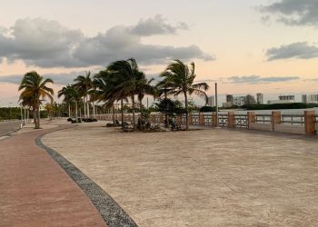 INICIA LA REHABILITACIÓN ELÉCTRICA DEL MALECÓN TAJAMAR