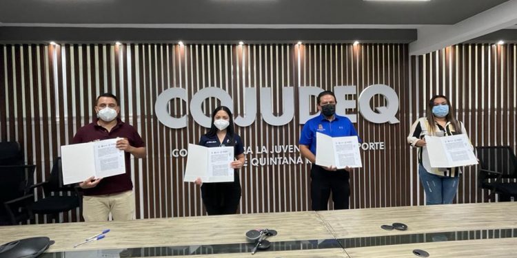 LA COJUDEQ Y EL INSTITUTO WOZNIAK FIRMAN CONVENIO PARA REALIZAR SERVICIO SOCIAL Y PRÁCTICAS PROFESIONALES