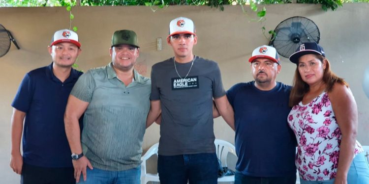 TIGRES HACE HISTORIA; LA JOYA, ALEXANDER ARMENTA EMIGRA AL BÉISBOL NIPÓN