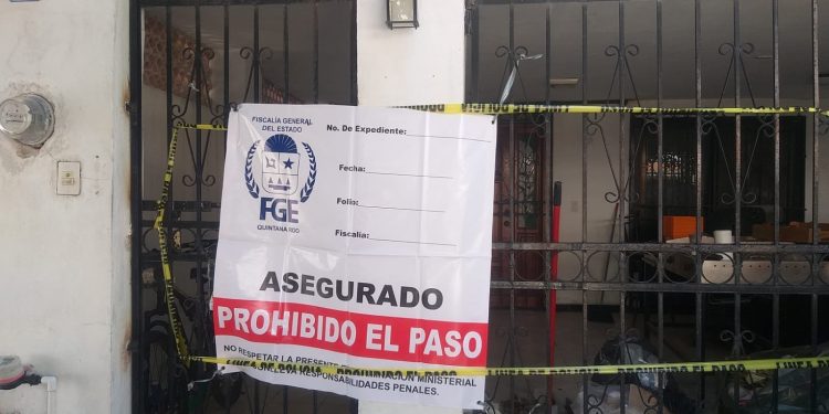 PLEITO DE VECINOS DEJA AL DESCUBIERTO UN PRESUNTO LABORATORIO DE DROGAS EN LA SM 41 DE CANCÚN