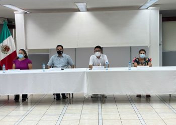 EMPRESARIOS EN CONTRA DE EXTENSIÓN DE REELECCIÓN DE DIPUTADOS LOCALES
