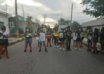 TAMBIÉN EN LA ZONA MAYA MARCHAN POR LA DESPENALIZACIÓN DEL ABORTO