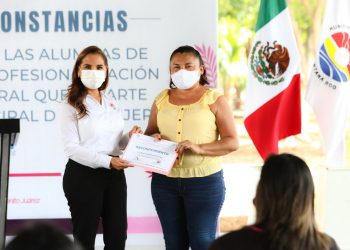 EMPODERAN A MUJERES CON CAPACITACIÓN PARA AUTOEMPLEO EN BENITO JUÁREZ