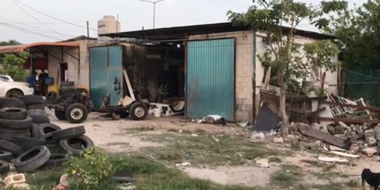 EJECUTAN A BALAZOS A TRES HOMBRES EN LA SM 236