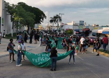 SALEN MUJERES DE CHETUMAL A MARCHAR PARA EXIGIR QUE SE DEJE DE CRIMINALIZAR LA INTERRUPCIÓN DEL EMBARAZO