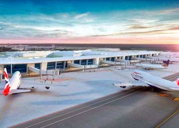 PROGRAMAN 346 OPERACIONES PARA ESTE MARTES EN EL AEROPUERTO INTERNACIONAL DE CANCÚN