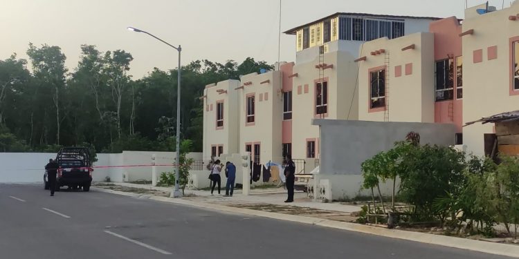 ASESINAN A BALAZOS A UN HOMBRE EN EL INTERIOR DE SU CASA EN PLAYA DEL CARMEN