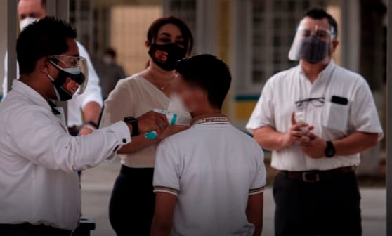 REPORTAN PRIMER CASO DE COVID-19 EN CURSO ESCOLAR EN QUINTANA ROO; SE TRATA DE UN DIRECTOR DE SECUNDARIA