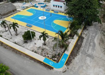 CULMINÓ LA CONSTRUCCIÓN DE UN MÓDULO COMUNITARIO Y CANCHA DE USOS MÚLTIPLES EN LA LOCALIDAD DE X-QUEROL