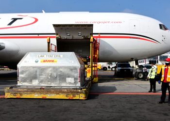 LLEGAN A MÉXICO 551 MIL 070 VACUNAS ENVASADAS DE PFIZER-BIONTECH