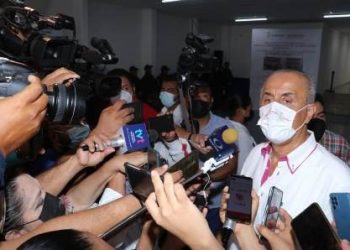 RESCATA CARLOS MERINO LA INEPTUD DE EVARISTO HERNÁNDEZ ANTE LA CFE
