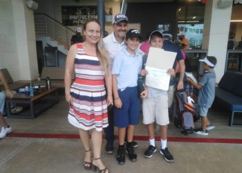 SE CELEBRA EL 1ER TORNEO DE PADRES E HIJOS DE LA ACADEMIA DE GOLF PUERTO CANCÚN