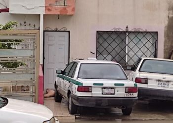DESCARGA ELÉCTRICA MATA A MUJER Y DEJA A UNA NIÑA CON QUEMADURAS EN CANCÚN POR UN REGISTRO ABIERTO DE LA CFE.