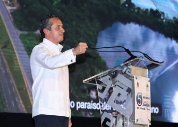 CARLOS JOAQUÍN, CERRANDO CON FUERZA