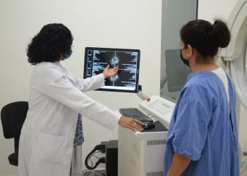 FOMENTA LA SESA LA AUTOEXPLORACIÓN Y EL CHEQUEO MÉDICO, PARA PREVENIR EL CÁNCER DE MAMA
