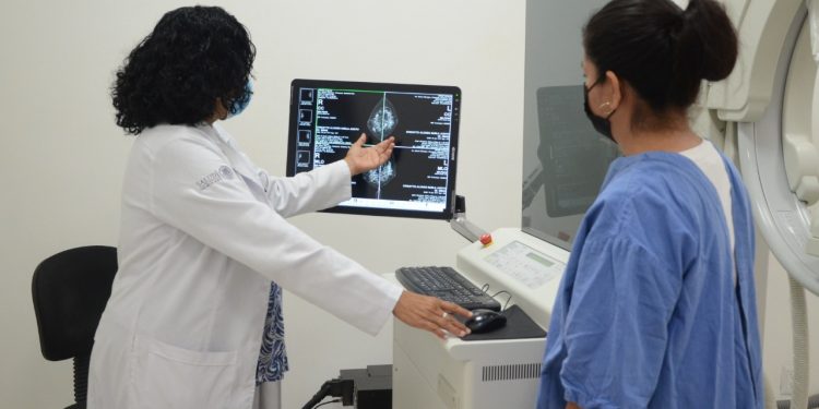 FOMENTA LA SESA LA AUTOEXPLORACIÓN Y EL CHEQUEO MÉDICO, PARA PREVENIR EL CÁNCER DE MAMA