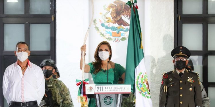 ENCABEZA MARA GRITO DE INDEPENDENCIA EN BENITO JUÁREZ