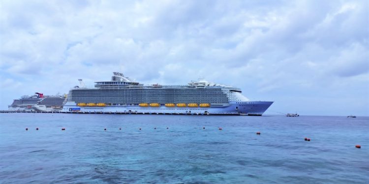 INICIA LA SEMANA CON LA LLEGADA DE TRES CRUCEROS EN LA ISLA DE COZUMEL