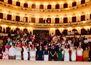 CONSEJERA DEL IEQROO, THALÍA HERNÁNDEZ, FORMA PARTE DE LA ASOCIACIÓN MEXICANA DE CONSEJERAS Y EX CONSEJERAS ELECTORALES