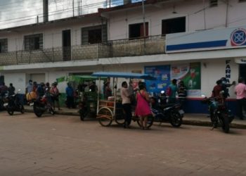 SATURAN CAJEROS EN JOSÉ MARÍA MORELOS POR PAGO DE BECAS DEL BIENESTAR