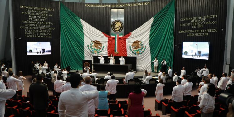 REFRENDA CONGRESO COMPROMISO DE SEGUIR CONSTRUYENDO ACUERDOS EN PRO DE LOS QUINTANARROENSES