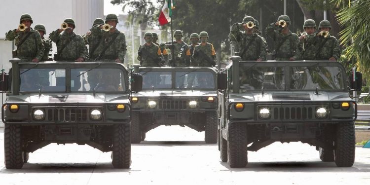 CON MEDIDAS SANITARIAS SE REALIZA DESFILE DE LA CONMEMORACIÓN DE LOS 211 AÑOS DEL GRITO DE INDEPENDENCIA EN QROO
