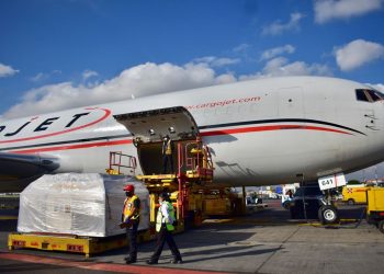 MÉXICO RECIBIÓ EL EMBARQUE NÚMERO 75 DE PFIZER-BIONTECH CON 585 MIL VACUNAS ENVASADAS