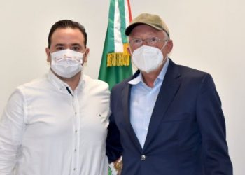 LLEGA A TABASCO EL EMBAJADOR DE ESTADOS UNIDOS EN MÉXICO, KEN SALAZAR