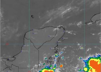 ZONA DE BAJA PRESIÓN PROVOCARÍA LLUVIAS DURANTE LA NOCHE, NO REPRESENTA UN RIESGO PARA QUINTANA ROO