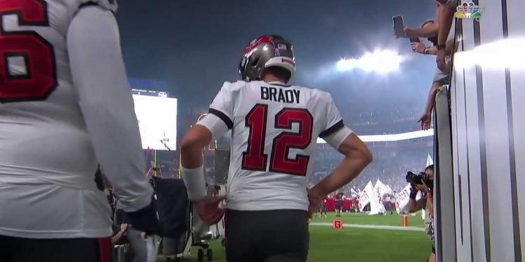 TOM BRADY LLEGA A 300 VICTORIAS
