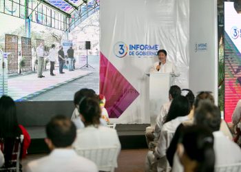 ENTREGA VICTOR MAS TAH TERCER INFORME DE GOBIERNO