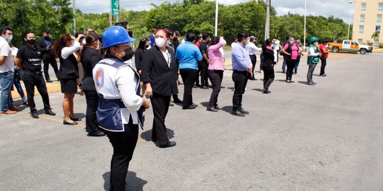 PARTICIPAN MÁS DE 35 MIL PERSONAS EN MACRO SIMULACRO NACIONAL: ADRIÁN MARTÍNEZ ORTEGA