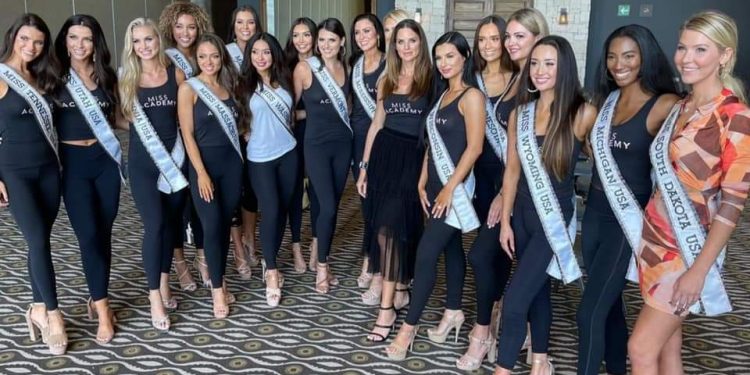 PARTICIPANTES DE MISS USA 21 ESTÁN EN CANCÚN
