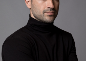 ALFONSO HERRERA GANA EL PREMIO ARIEL A MEJOR ACTOR