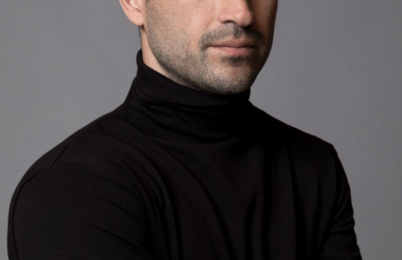 ALFONSO HERRERA GANA EL PREMIO ARIEL A MEJOR ACTOR