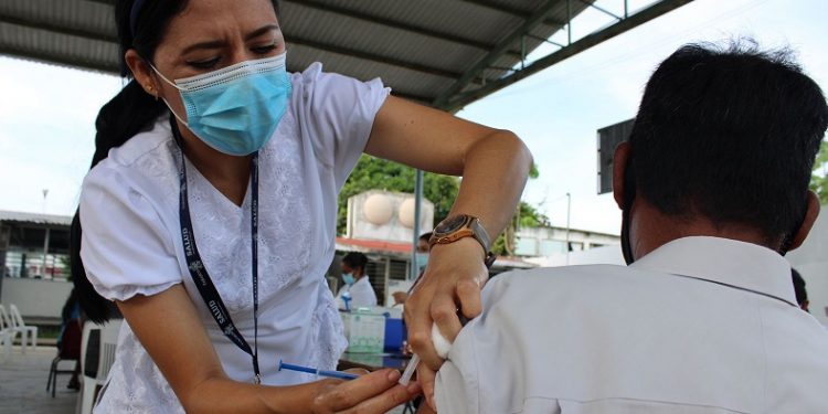 ANUNCIAN JORNADA DE VACUNACIÓN ANTICOVID PARA REZAGADOS EN CENTRO Y CÁRDENAS