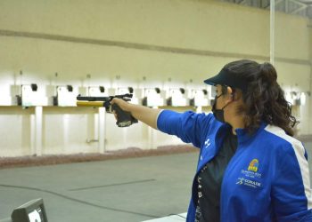 ZURISADAI VERA, APASIONADA DEL TIRO DEPORTIVO