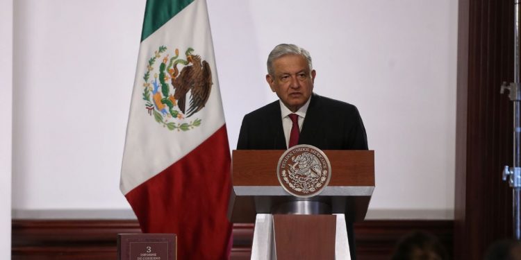 AMLO PRESENTARÁ UNA REFORMA CONTRA PRIVATIZACIÓN DE SECTOR ELÉCTRICO