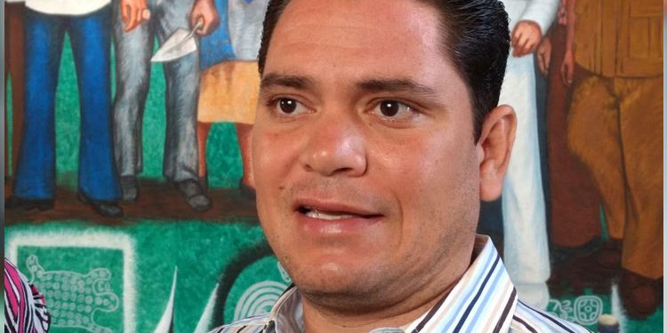 JUAN CARLOS PEREYRA ES DENUNCIADO POR EXTORSIÓN Y ACOSO