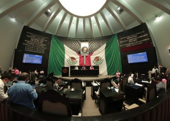 APRUEBAN EN COMISIONES QUE GUBERNATURA SEA DE 6 y 2 AÑOS