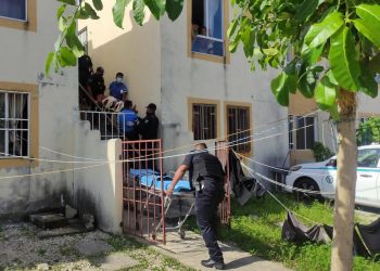 EN RIÑA, APUÑALAN Y DEJAN GRAVE A UN HOMBRE EN VILLAS DEL SOL DE PLAYA DEL CARMEN