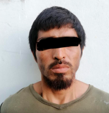 POLICÍAS DE PLAYA DEL CARMEN DETIENEN A SUJETO QUE INTENTABA ROBAR UN TANQUE DE GAS DE UNA CASA